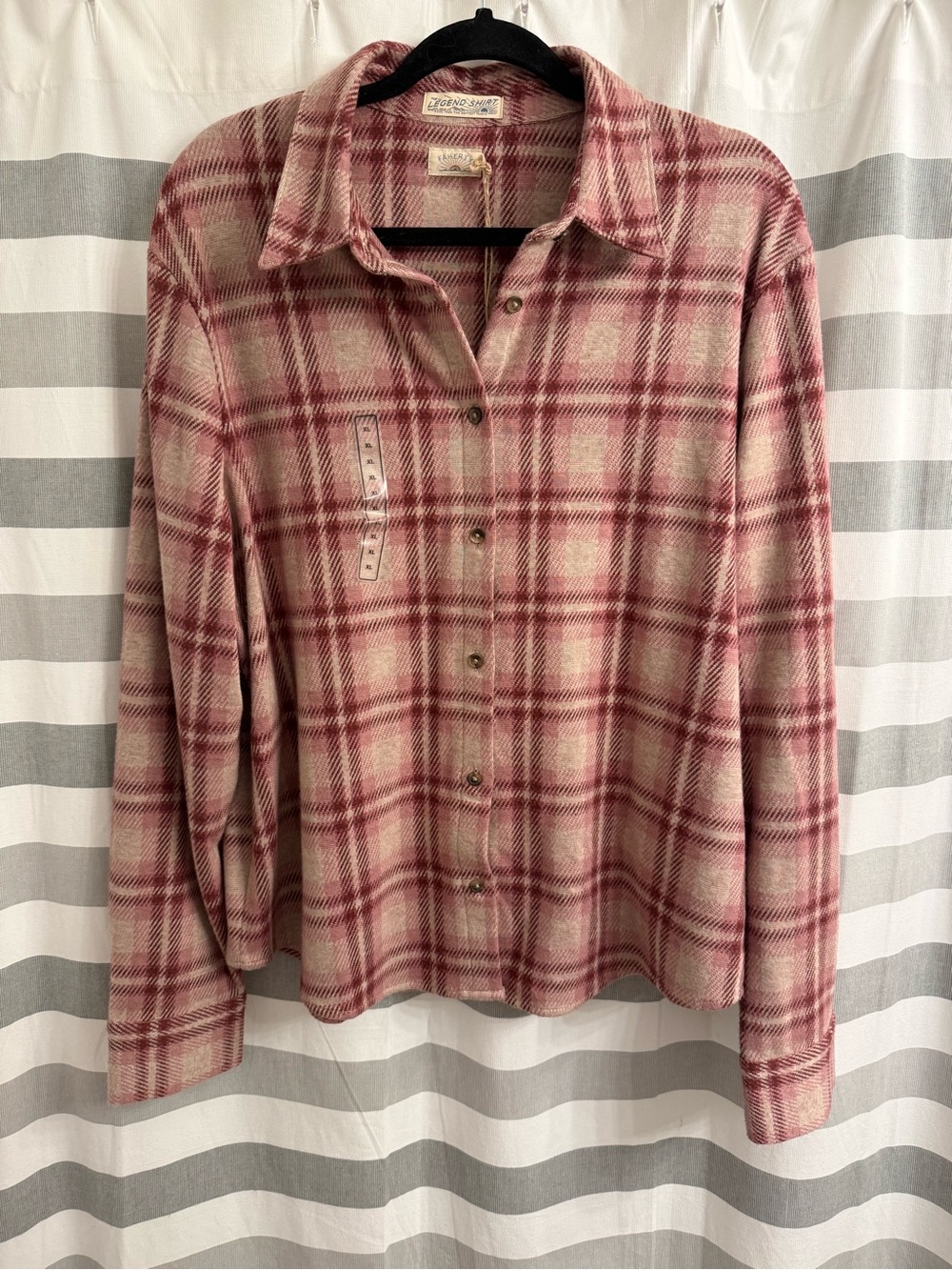 Women’s Faherty Legend Sweater Classic Button-Up Shirt XL Berry Coast Plaid NWT